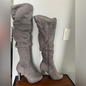Dream Pairs Women's Gray Over-the-Knee Heel Boots